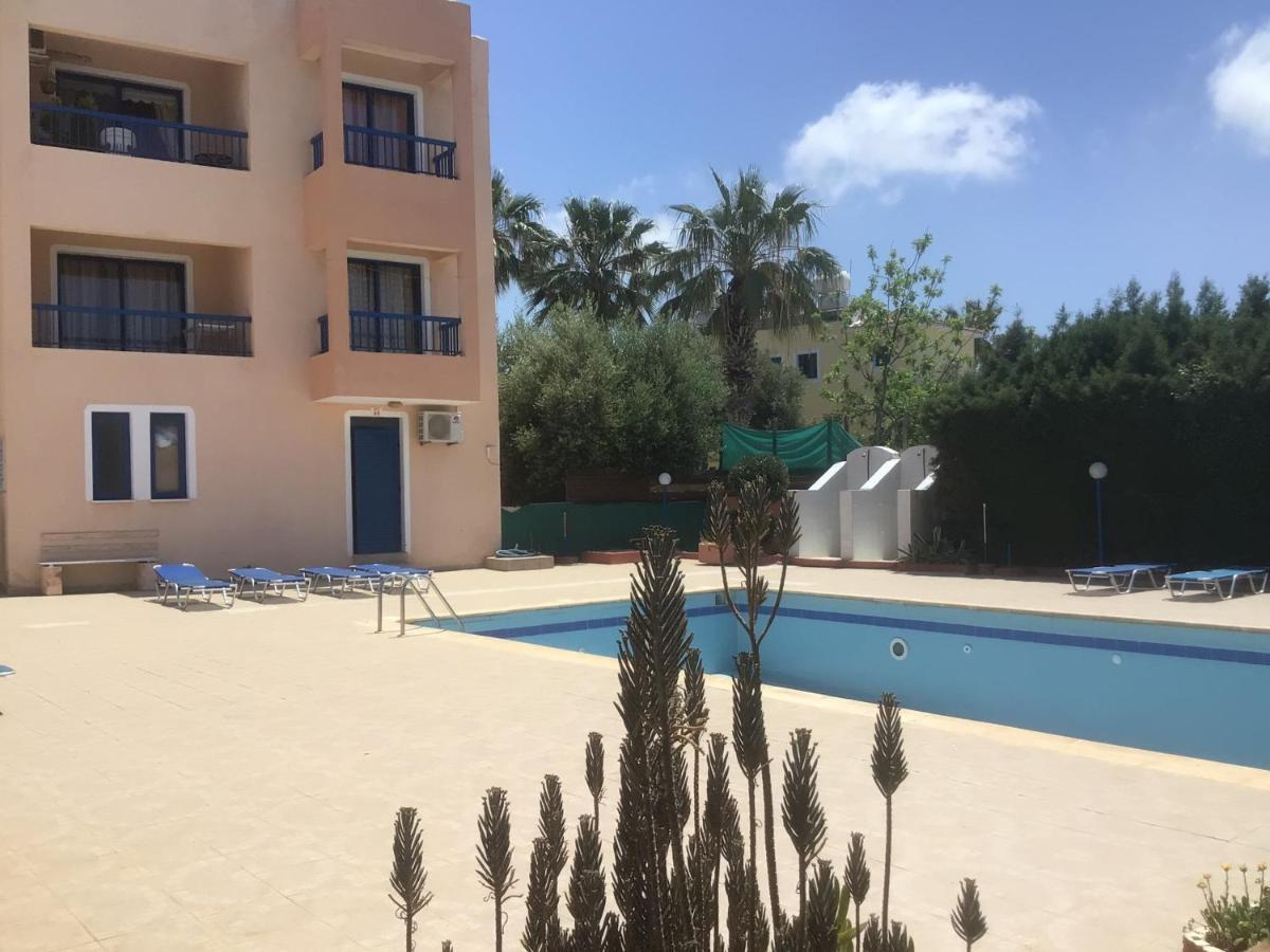 King Philips Apartamento Pafos Exterior foto