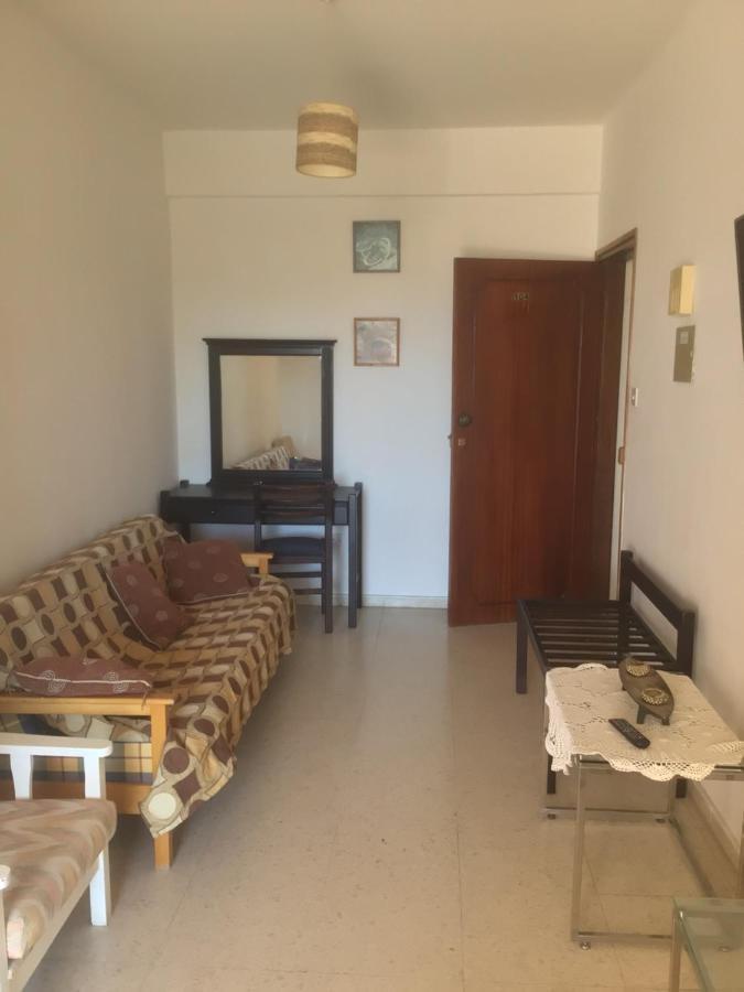 King Philips Apartamento Pafos Exterior foto