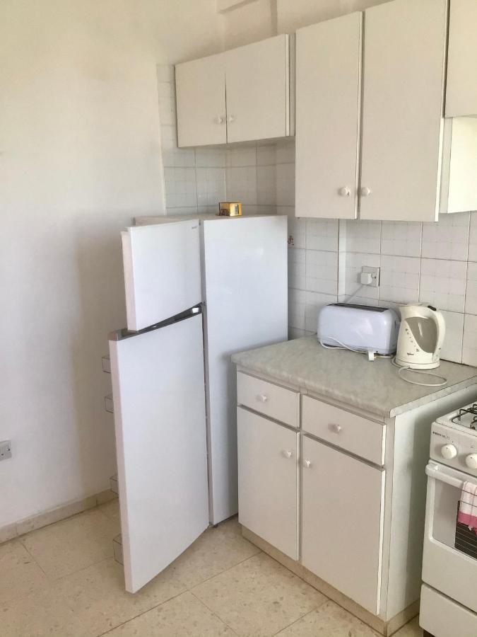 King Philips Apartamento Pafos Exterior foto