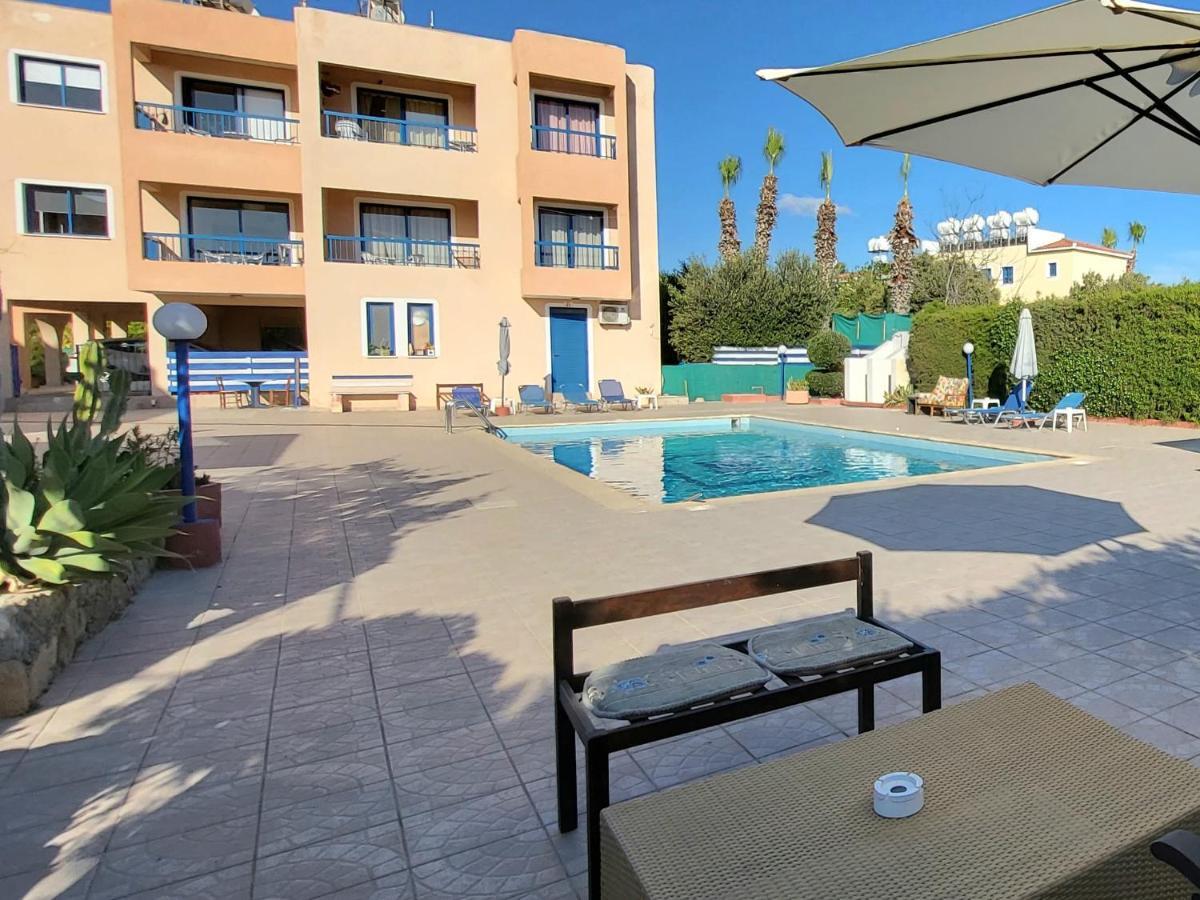King Philips Apartamento Pafos Exterior foto