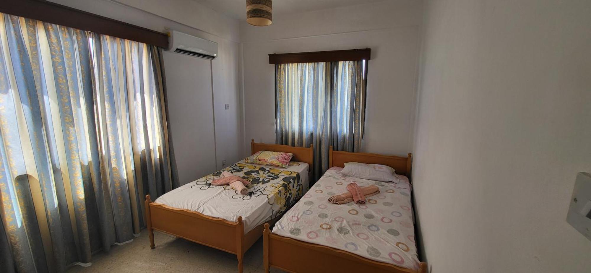 King Philips Apartamento Pafos Exterior foto